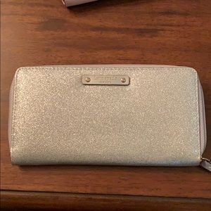 Like New Kate Spade Wallet